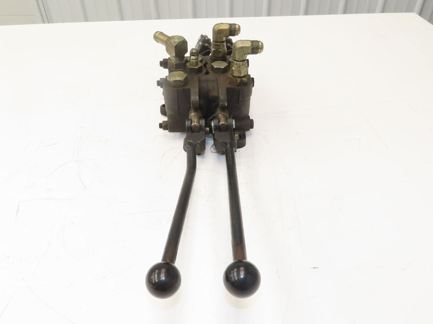 Clark PowrWorker Forklift Walkie Stacker Hydraulic Control Valve Assembly