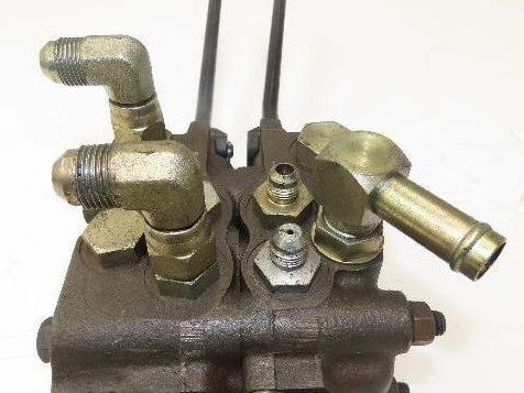 Clark PowrWorker Forklift Walkie Stacker Hydraulic Control Valve Assembly