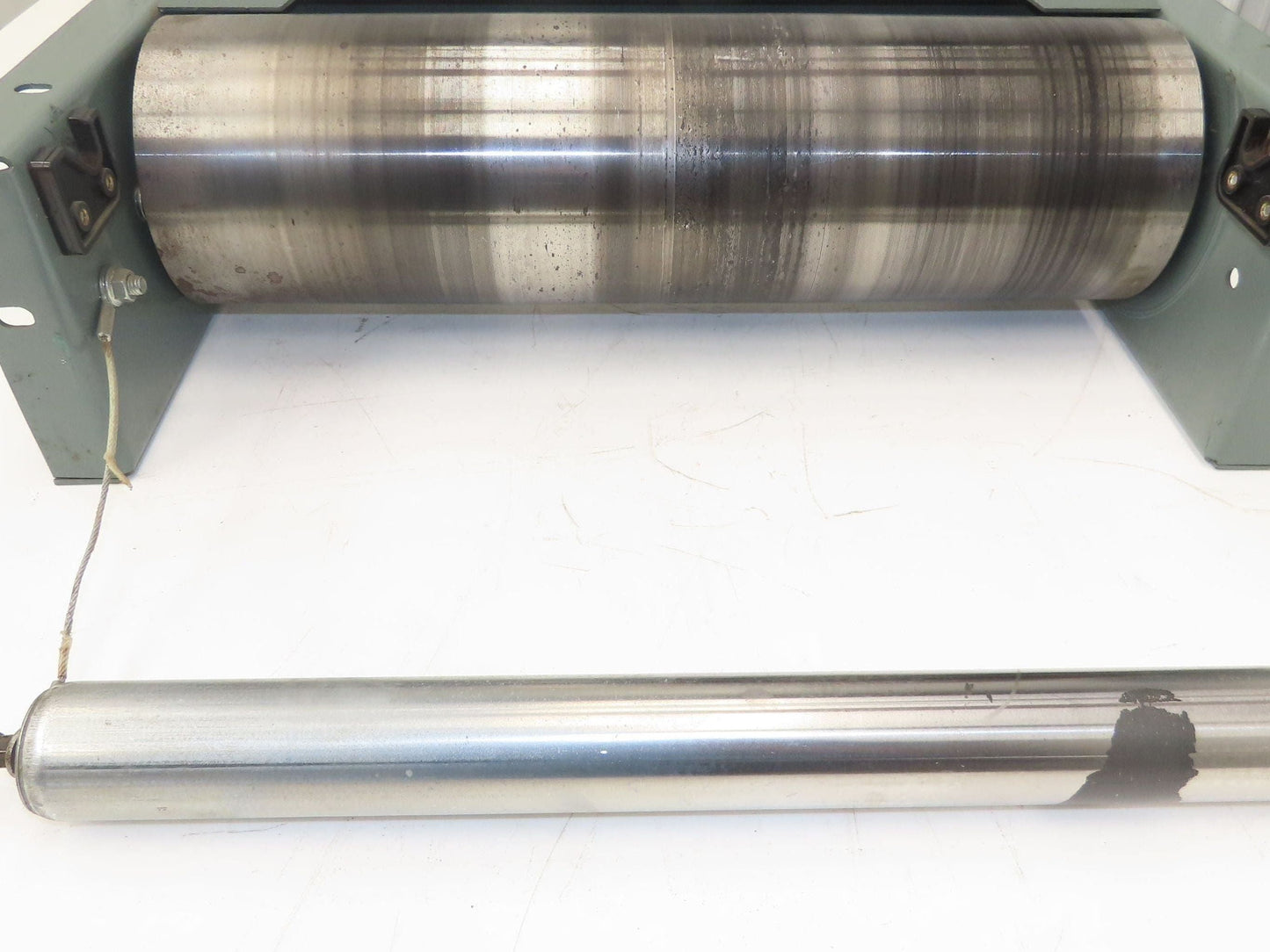 Hytrol 24" Slider Bed Belt Conveyor Tail Pulley Assembly 6" Pulley