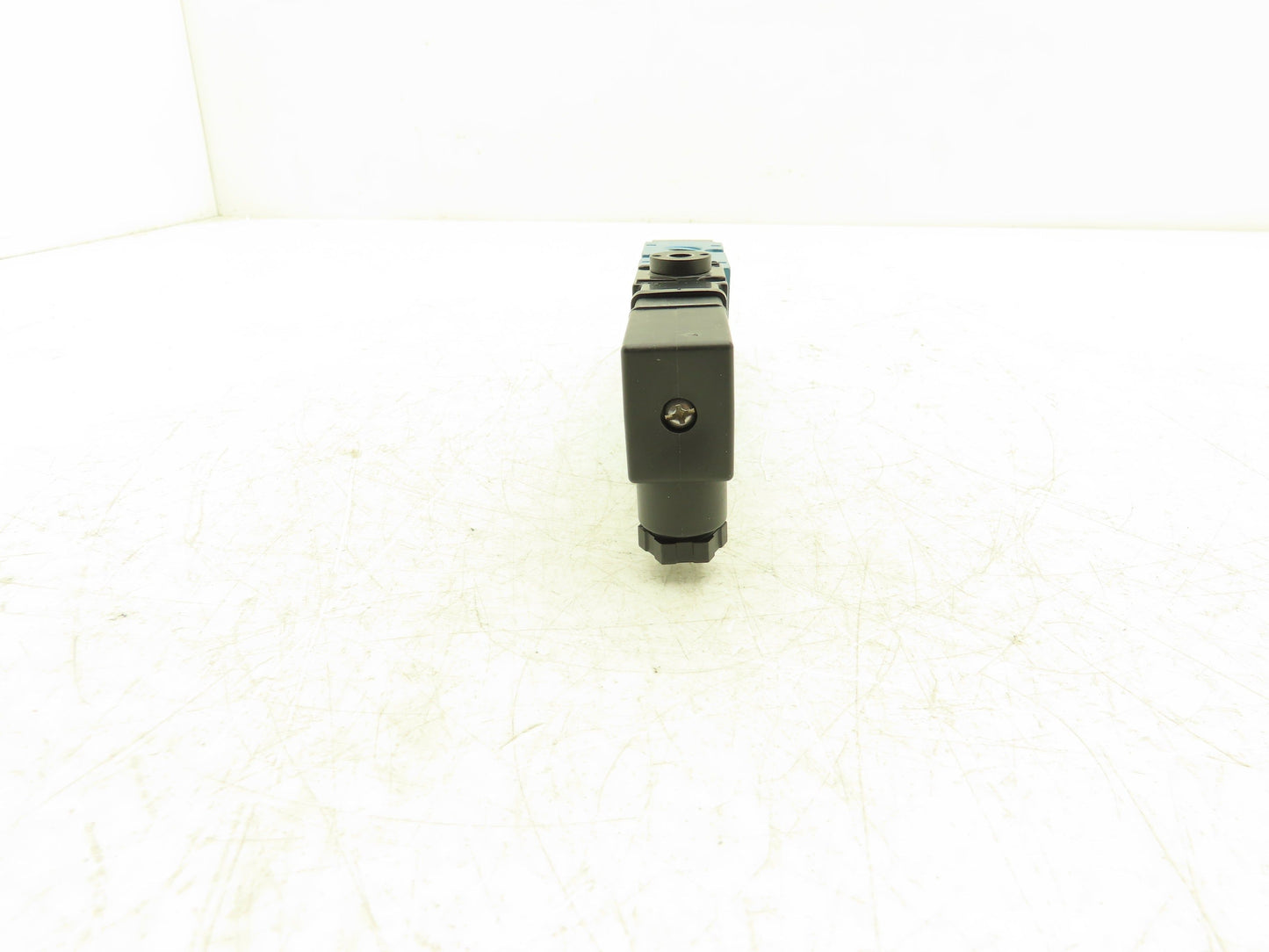 MAC 811C-PM-611JB-152 4-Way Single Solenoid Valve 24V