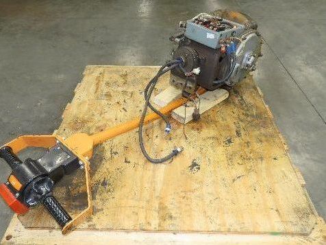 Clark S40 PowrWorker Stacker Walkie Drive Unit Handle Controls Wheel 24VDC