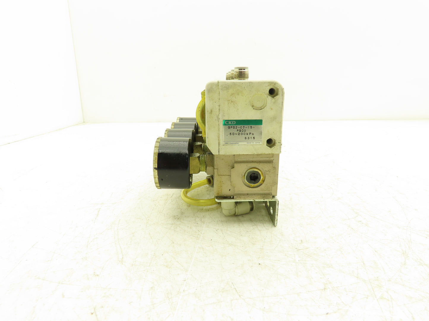 CKD GPS2-07-15-PGC0 Gap Switch 50-200kPa 7-29psi Series of 4 switches