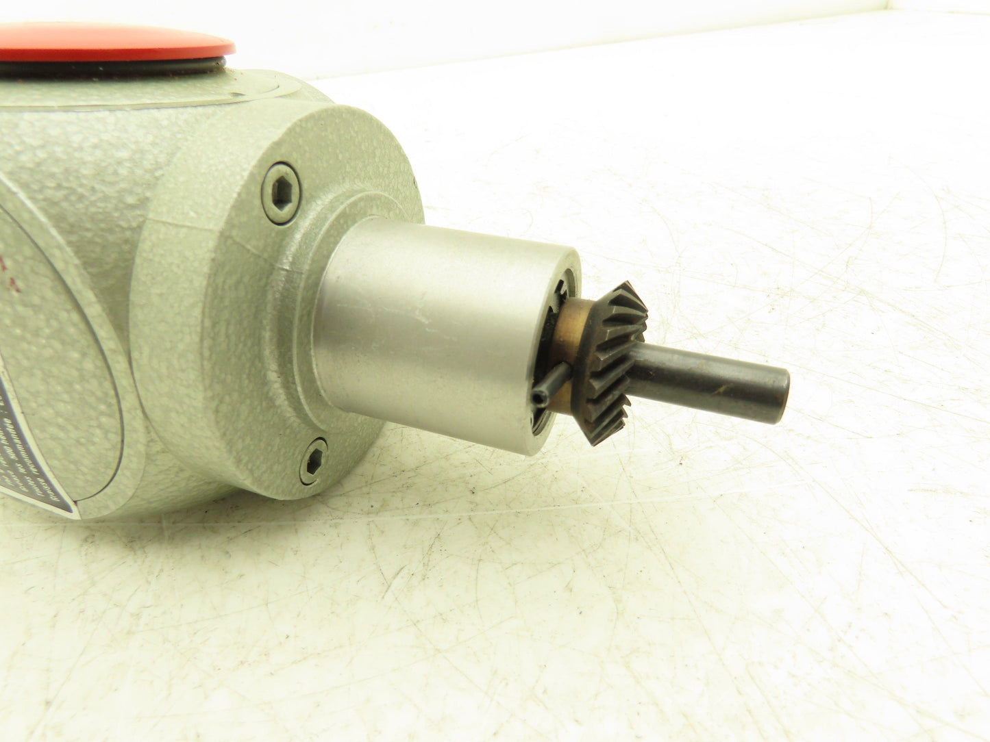 Right Angle Inline 1:1 Gearbox Low Torque Manual Power 10mm Shaft 40mm Fitting