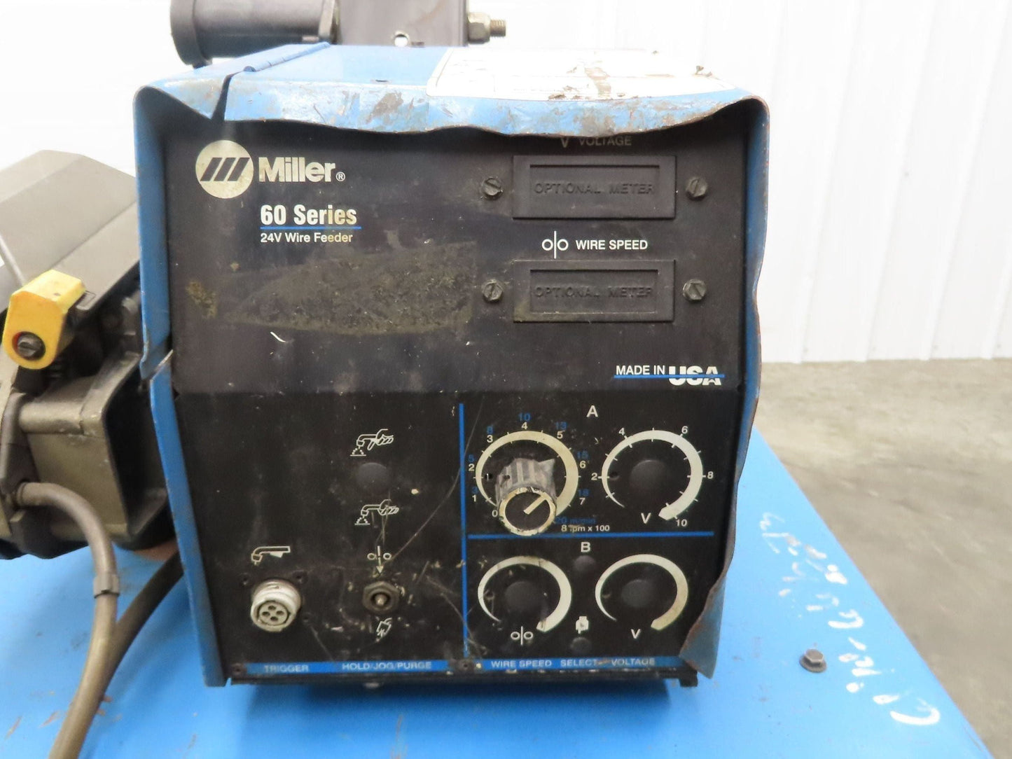 Miller CP-302 Mig Welder 300 amp 60 Series 24V Feeder 200/230/460v 3PH