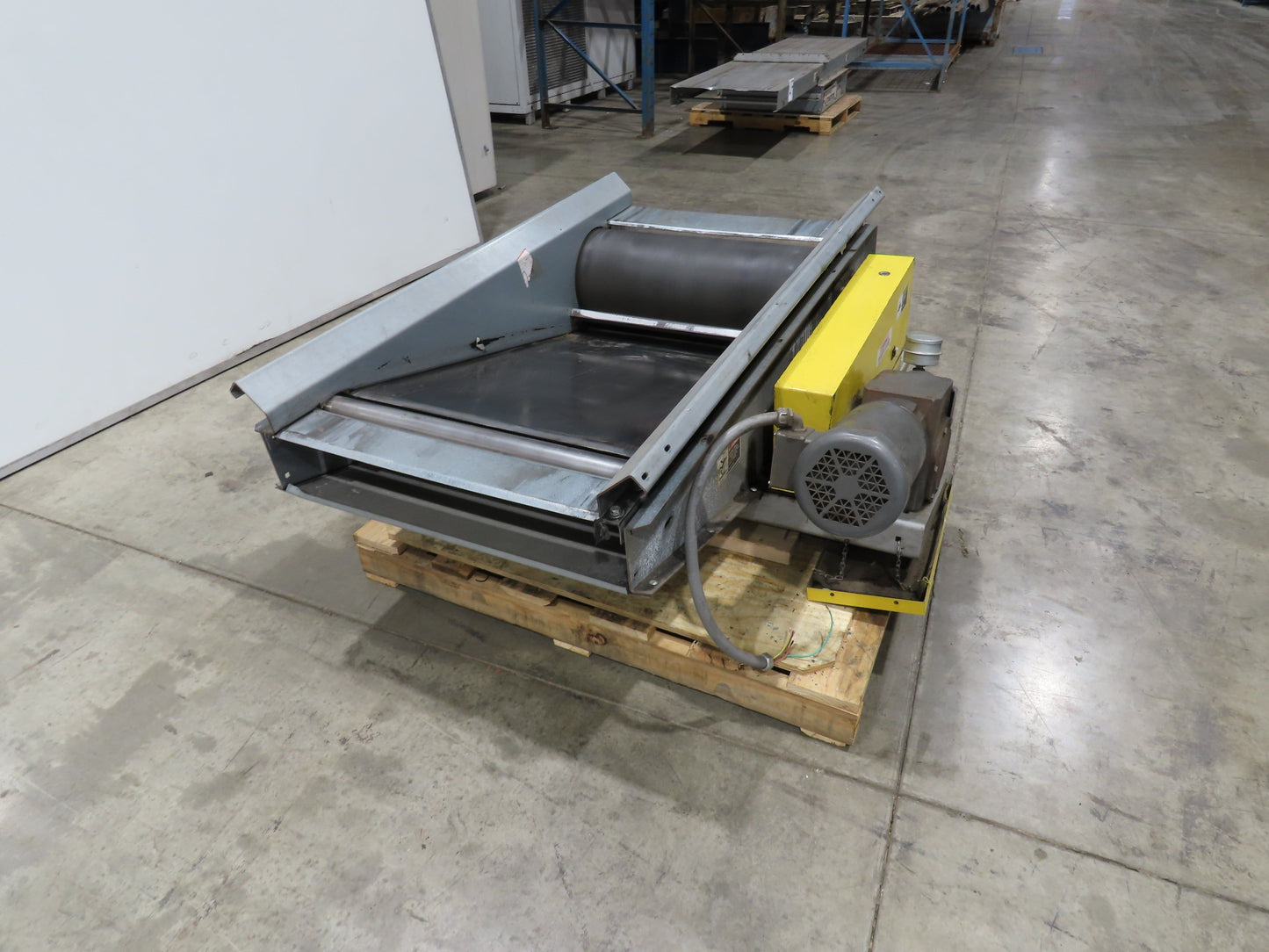 Automotion 30" Flat to Incline Belt Conveyor End Drive Dump Section 60 FPM 460V