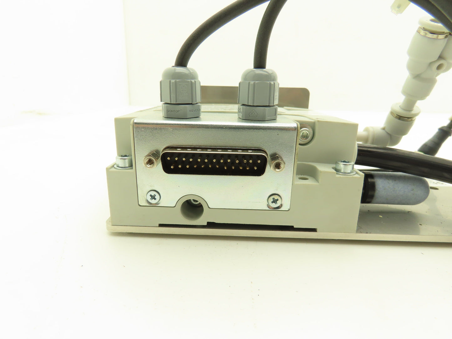 Rexroth LS04 Manifold Assembly Regulator & Digital Pressure Sensor