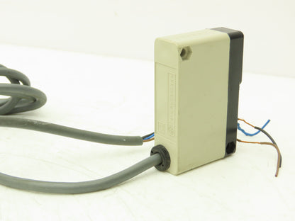 Telemecanique XUH-H02313 Photoelectric Sensor 12/24VDC