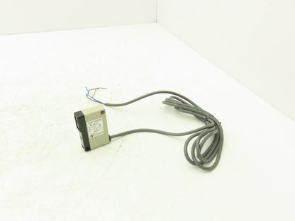 Telemecanique XUH-H02313 Photoelectric Sensor 12/24VDC