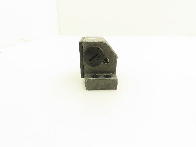 Euchner GLBF04R08-552-M Limit Switch 4-Position Inductive Horizontal Housing