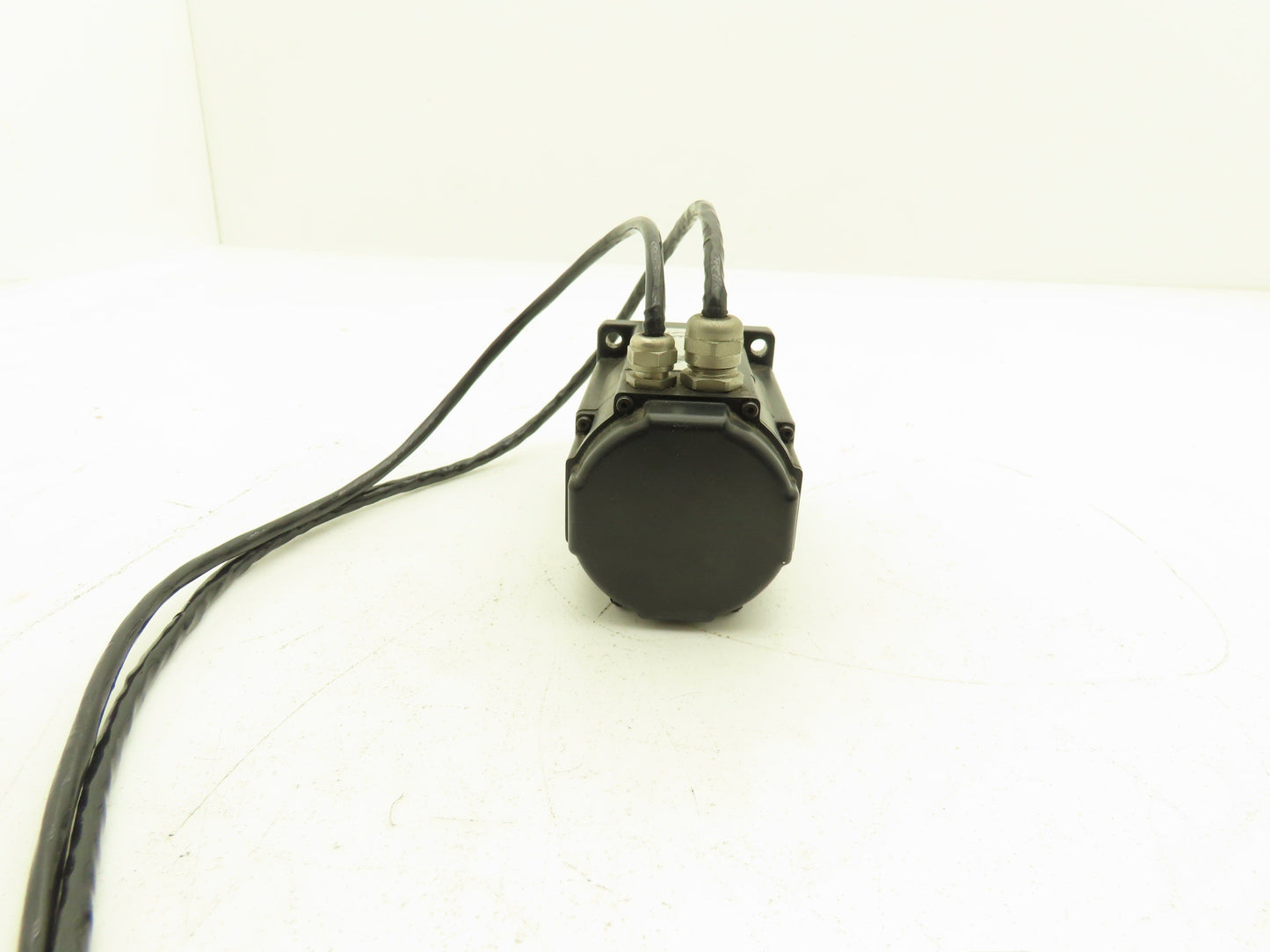 Kollmorgen AKM21E-ENCN2-00 Servo Motor .3kw 7000rpm 160VDC IP54 Class F