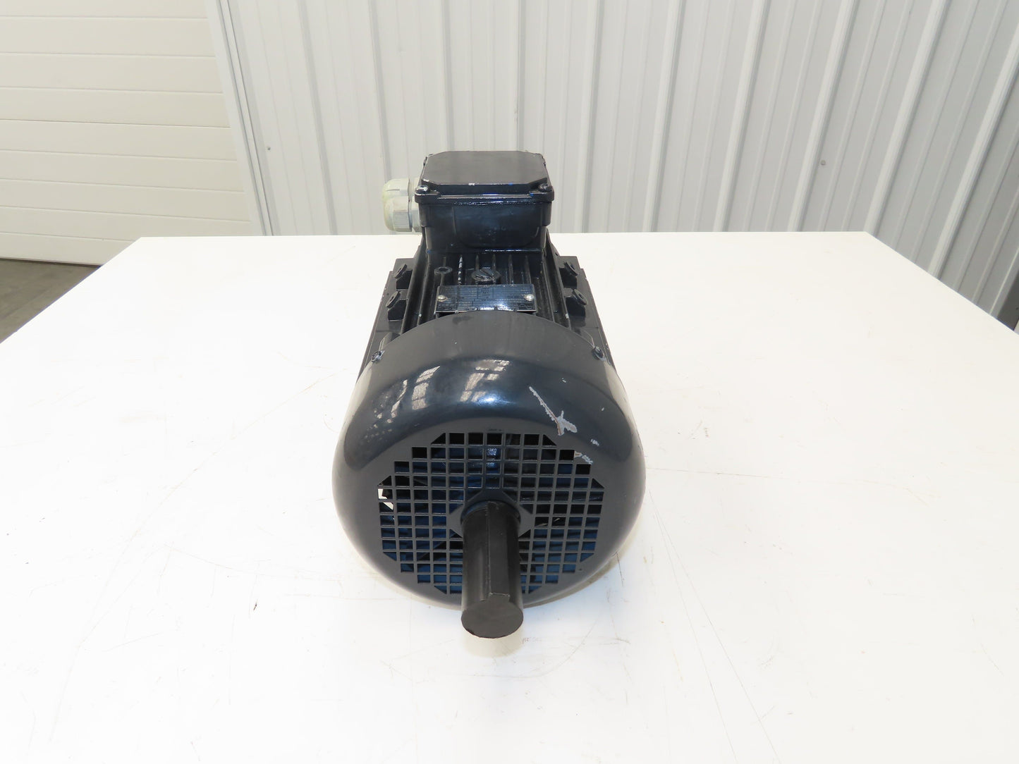 Unitec SKg 100L-8B AC Double Shaft Motor 1.74Hp 860rpm 460Y 3ph 100L TEFC