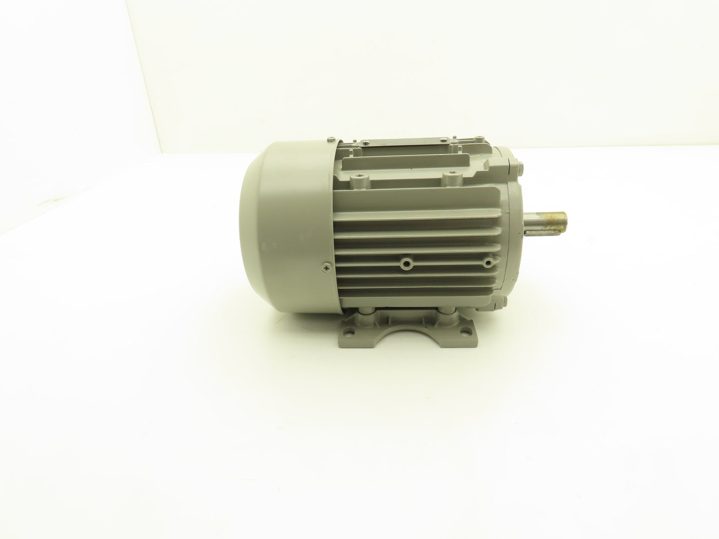Siemens UD 0810/1169222-001-1 AC Motor .84Hp 1110rpm 440-480Y 3ph 80M TEFC