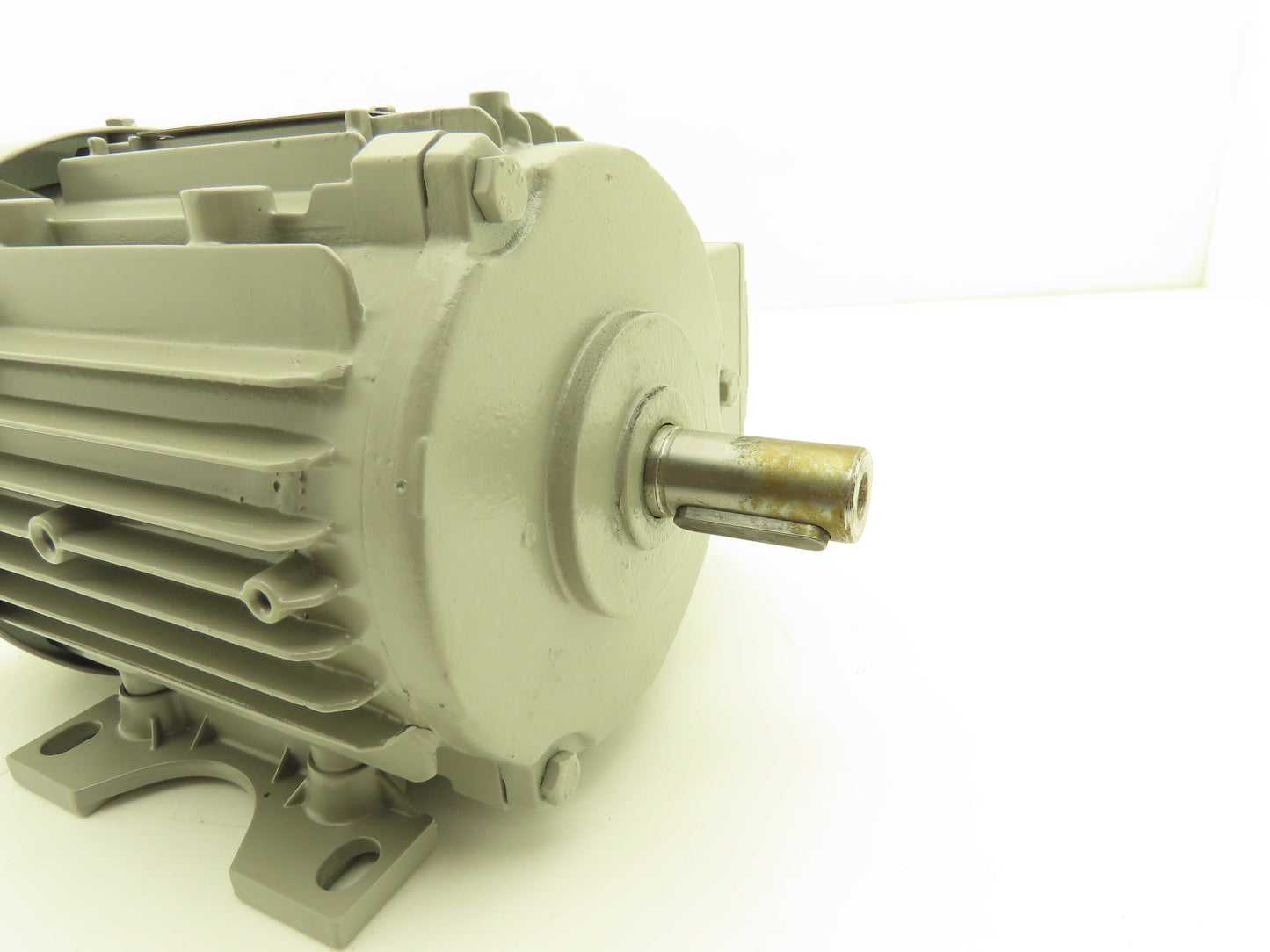 Siemens UD 0810/1169222-001-1 AC Motor .84Hp 1110rpm 440-480Y 3ph 80M TEFC