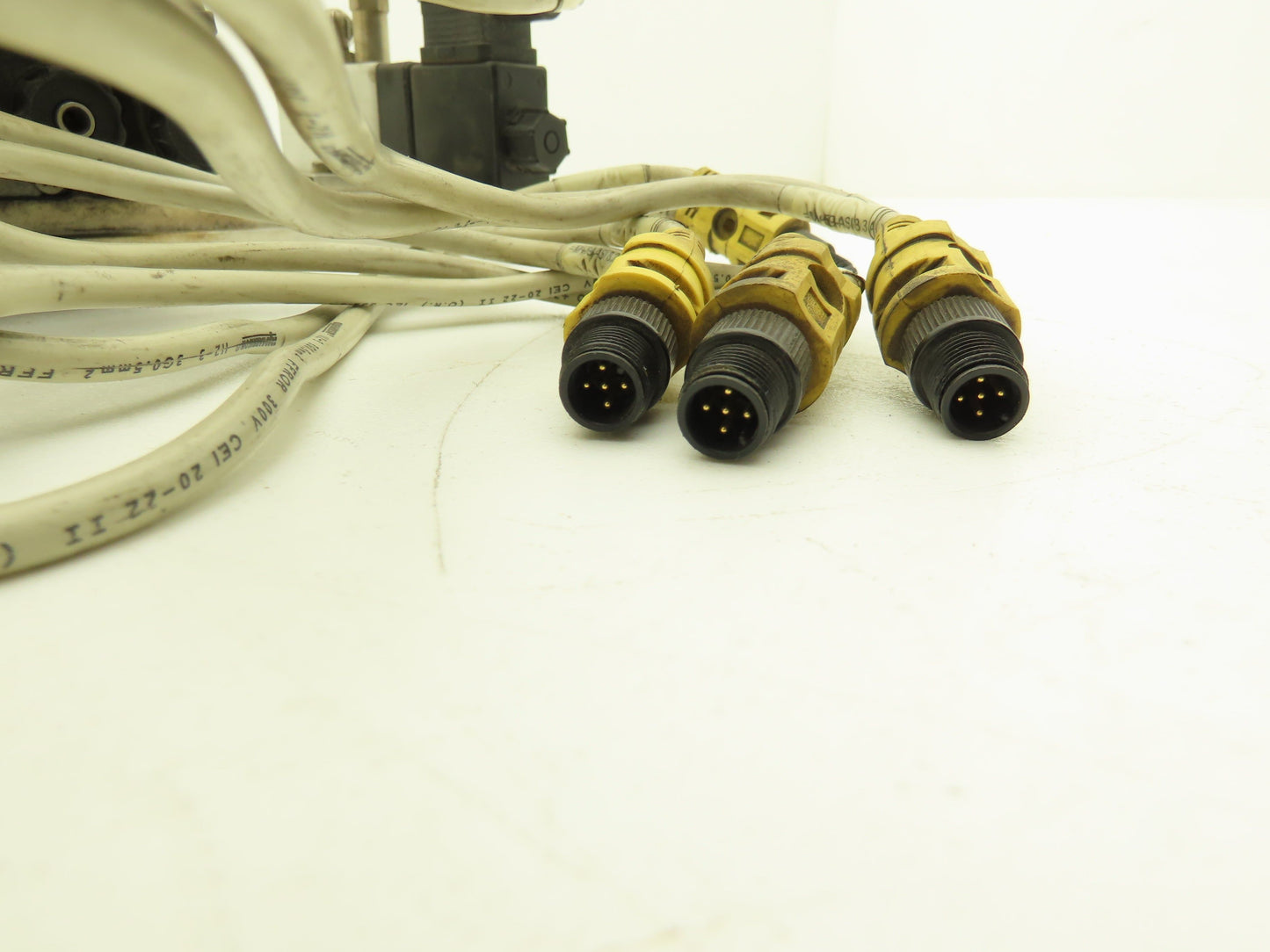 Vektor AG VP8100196 12-Station Manifold 24V Herion Pneumatic Solenoid Valves