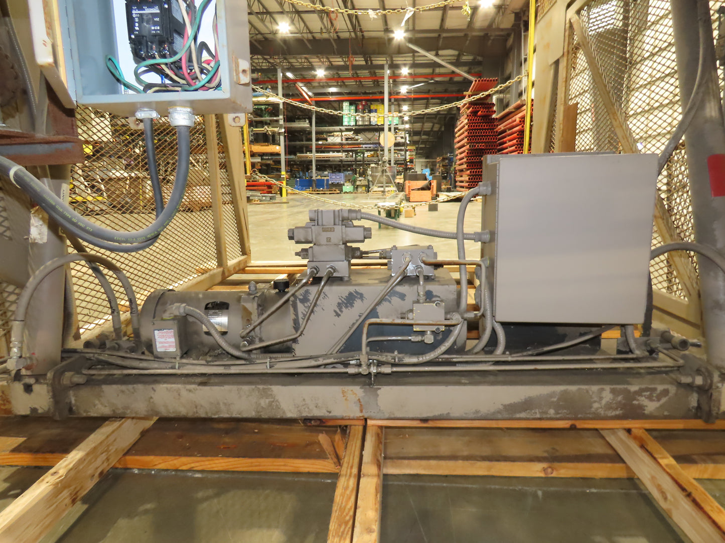 Allegheny Hydraulic Tote Tipper Paper Shredder Hopper Dump Feed Conveyor 460V