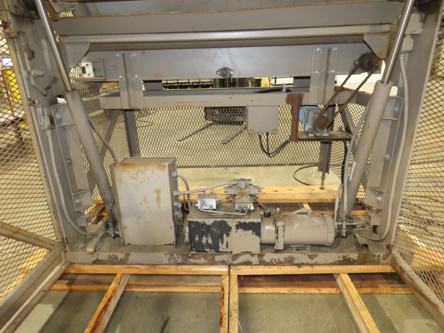 Allegheny Hydraulic Tote Tipper Paper Shredder Hopper Dump Feed Conveyor 460V