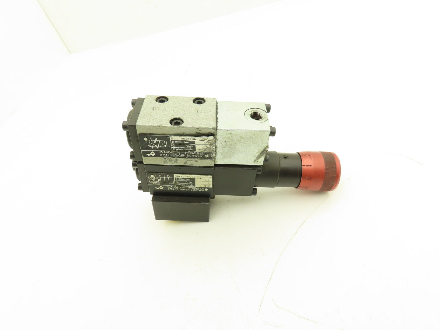 Wandfluh BK4Z40b/ BDRV DA4D/63 Hydraulic Solenoid/Relief Valve Stack