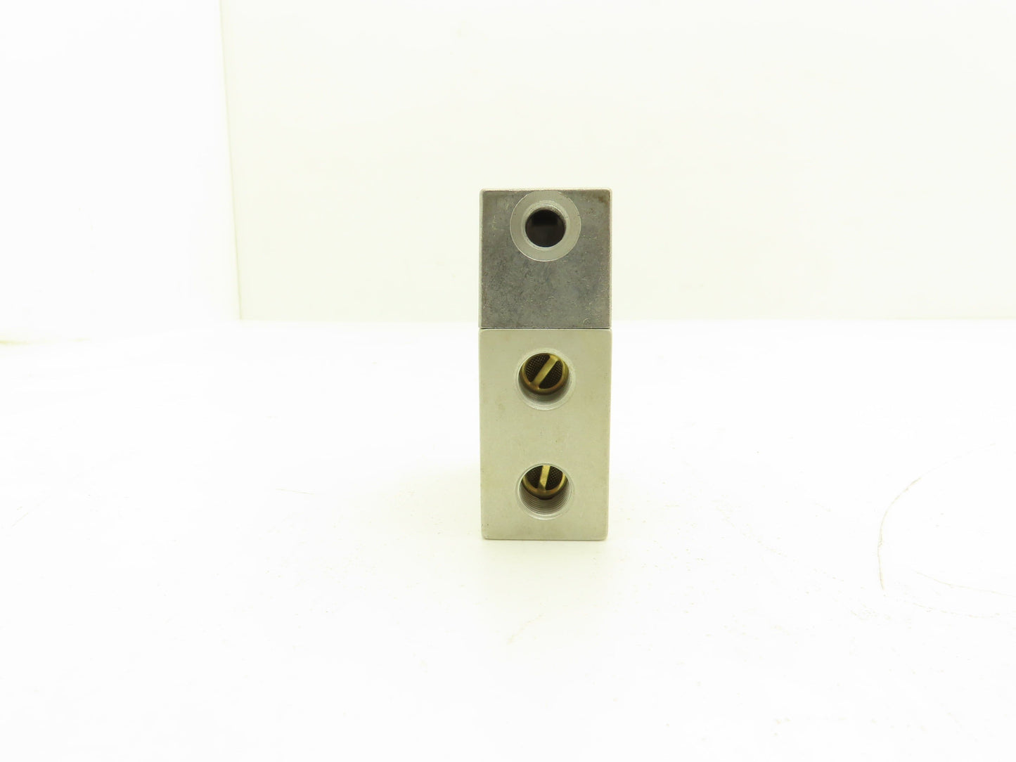 Joyner WKJ-2 Pneumatic Operated Valve 3/2 Or 5/2 Way G 1/4" Ports