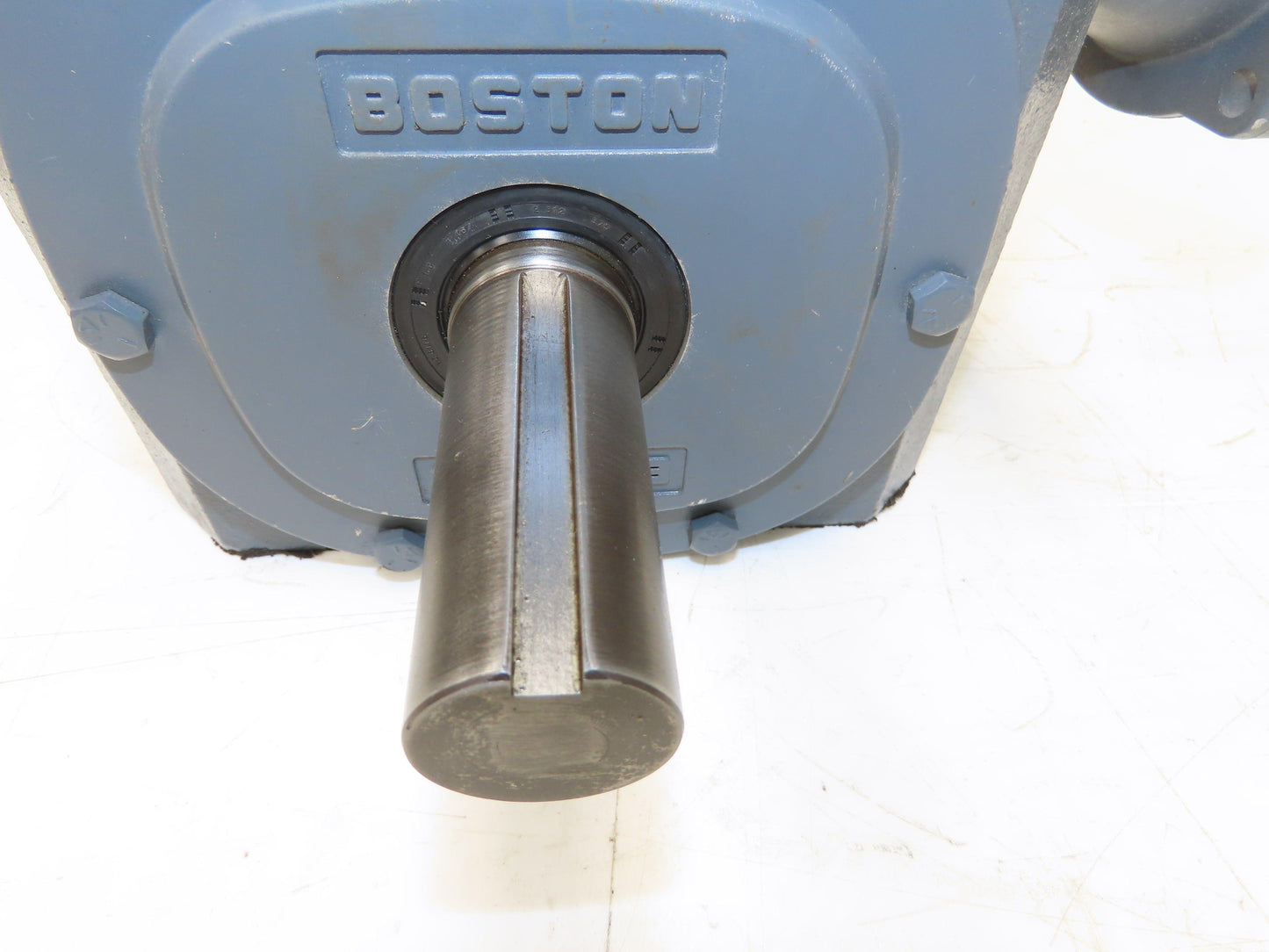 Boston Gear F732-40E-B7-G Gearbox 40:1 Reducer 2.1Hp 44rpm 143T LH Output