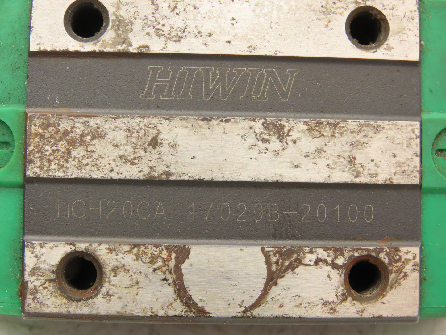 Hiwin HGH20CA Linear Bearing 1-Block Guide Rail 20mm x 580mm 22-3/4"L