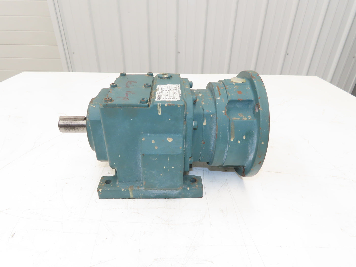 Dodge HB382CN140TC Quantis Inline Gearbox 4.77:1 Reducer 5Hp 367rpm 140TC