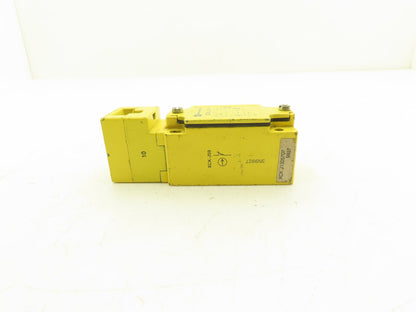 Telemecanique XCK J1305707 Safety Interlock Key Switch 240vac 3amp