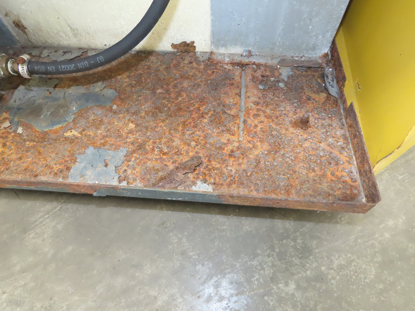 Kaeser TD51 Compressed Air Dryer 460V 3PH Pneumatic No Cover