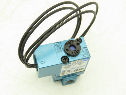 MAC 111B-110CCAA Pneumatic Air Solenoid Valve 120V 150 PSI 5/8" NPT 3 Way