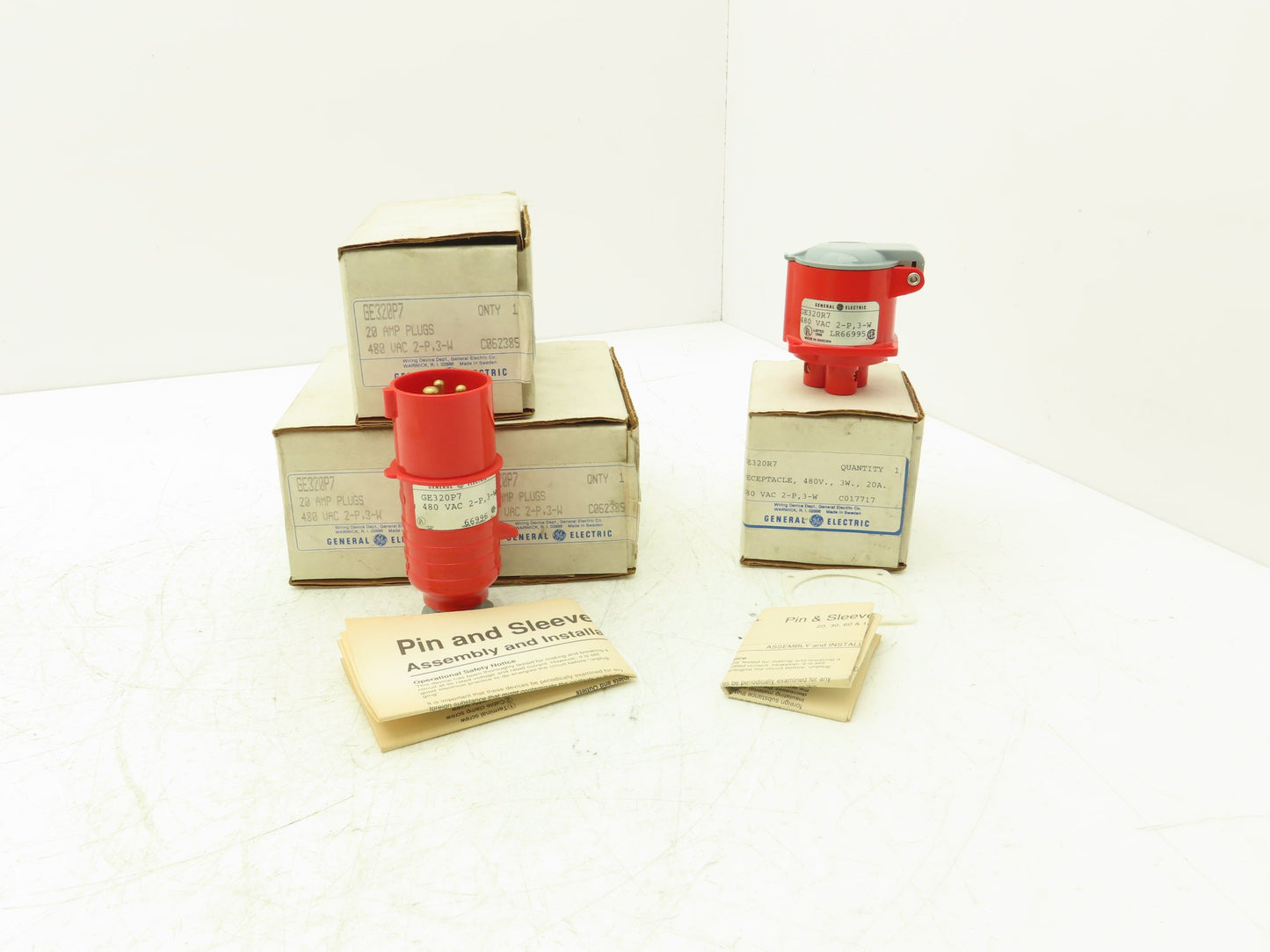 GE GE320R7 GE320P7 Electric Receptacle Plug 3-Wire 2-Pole 480v 20A Lot of 4