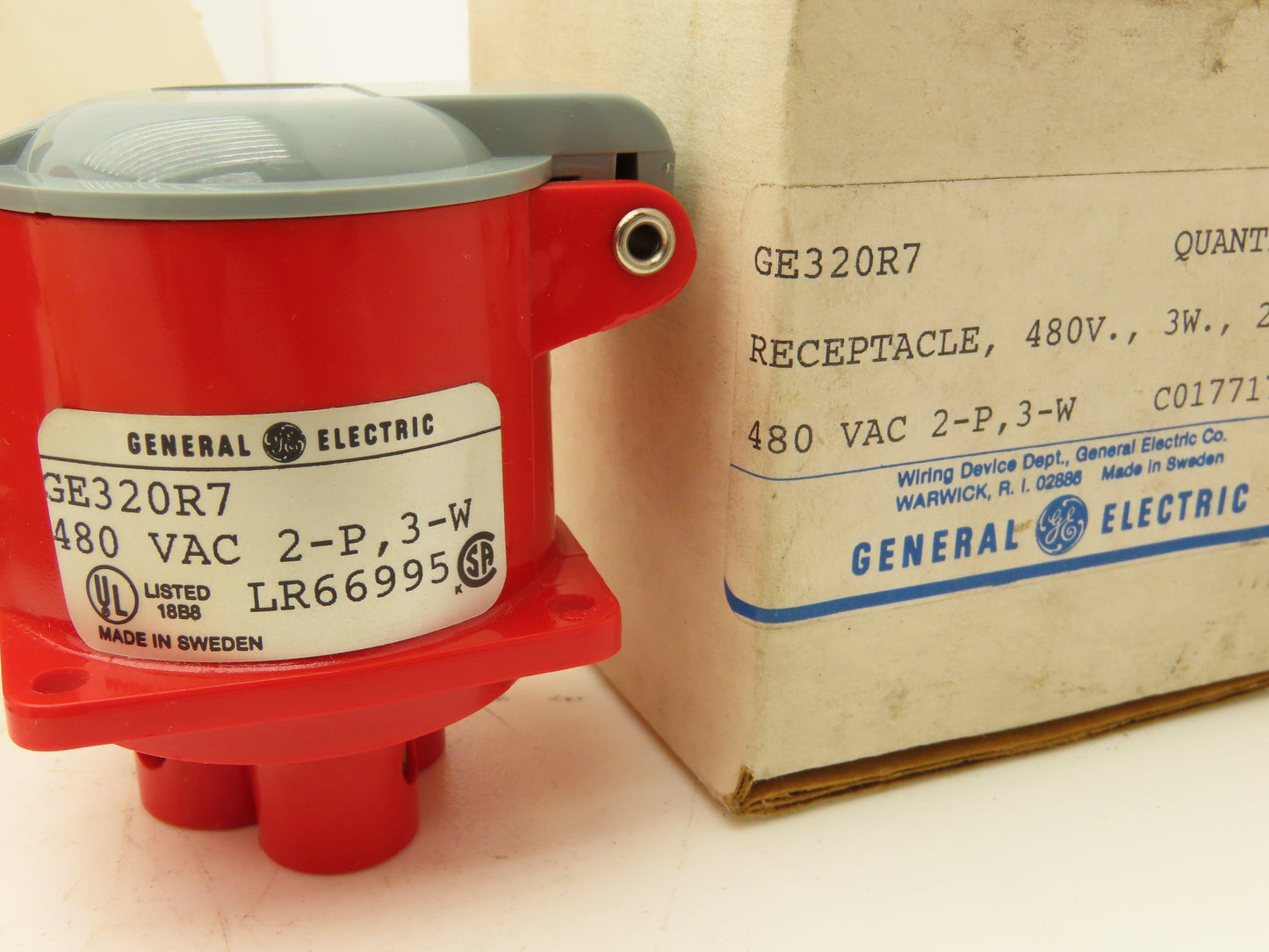 GE GE320R7 GE320P7 Electric Receptacle Plug 3-Wire 2-Pole 480v 20A Lot of 4