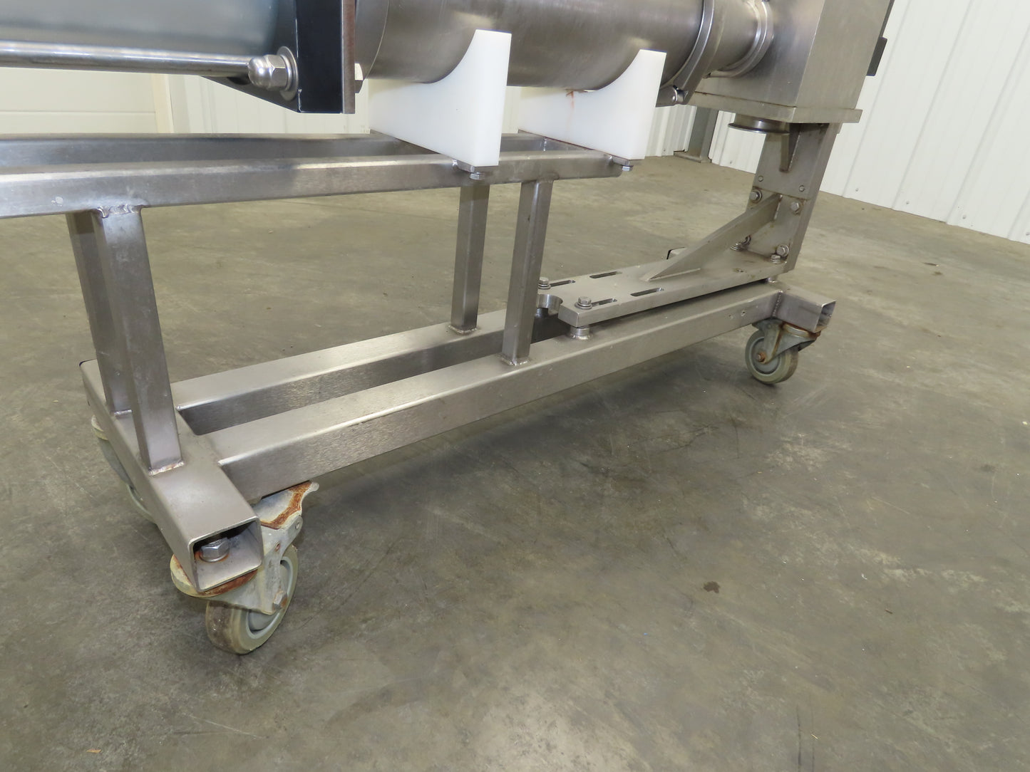 Piston Metering Pump Stainless Steel Pneumatic 1 Gal Displacement 3 Way Valve