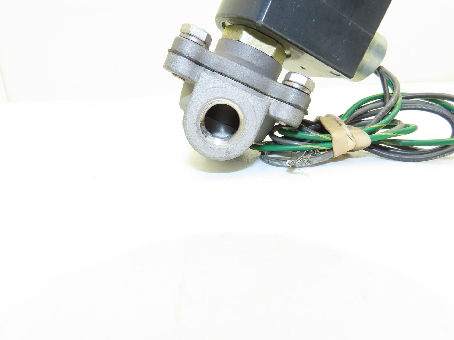 Parker 06F23C6640A3F4C80 Solenoid Valve 2-Way 3/8" NPT 24VDC Normally Closed
