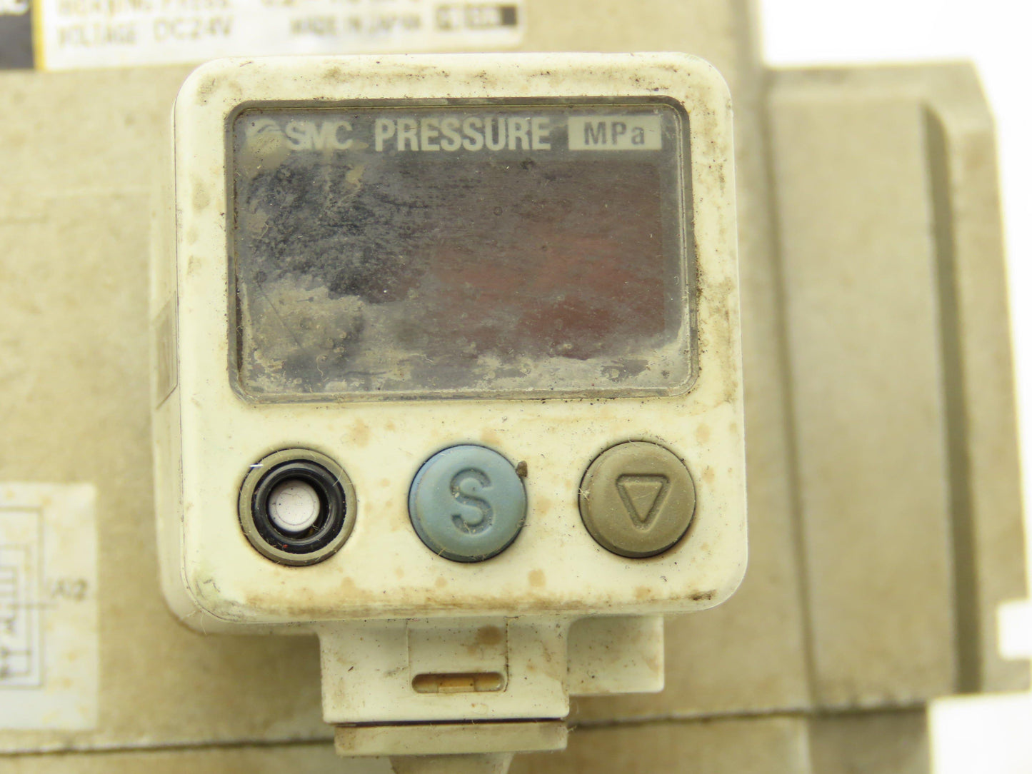 SMC AV4000-04-5DZ Compressed Pneumatic Air Treatment Assembly With Regulators