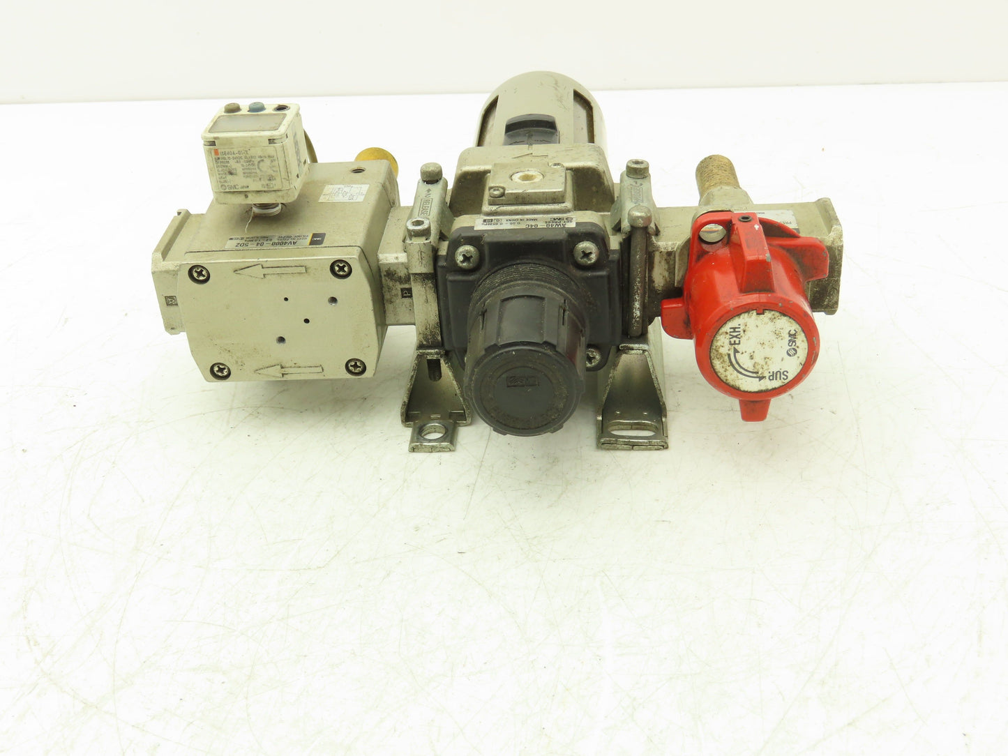 SMC AV4000-04-5DZ Compressed Pneumatic Air Treatment Assembly With Regulators