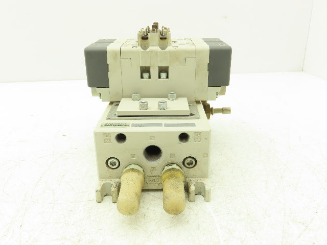 SMC VQ7-6-FG-D Pneumatic Solenoid Valve 3-Station Manifold 4/5 Port