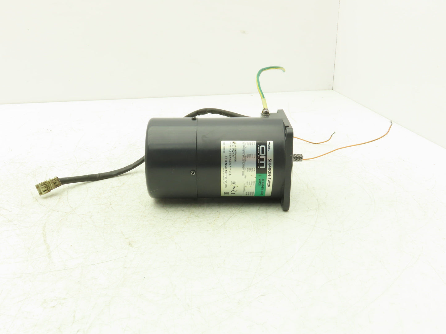 Oriental Motor 51K40GN-SW2M AC Motor 40W 1600rpm 230V 1Ph 4
