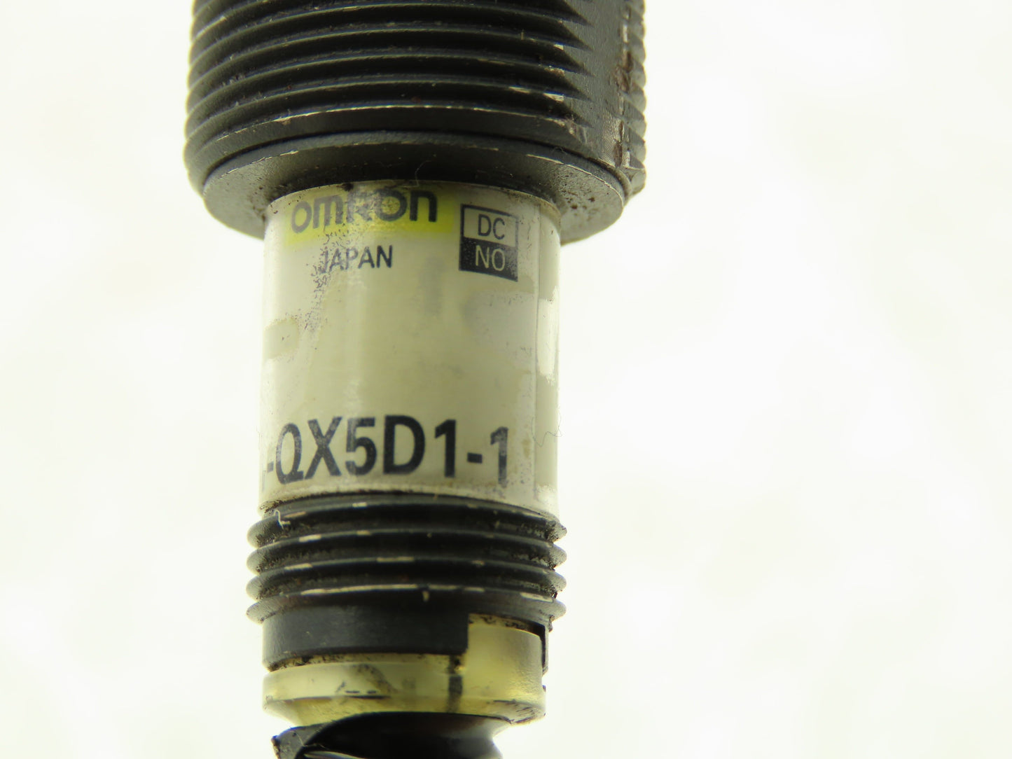 Omron E2FM-QX5D1-1 Inductive Proximity Sensor 10" Cut Cable