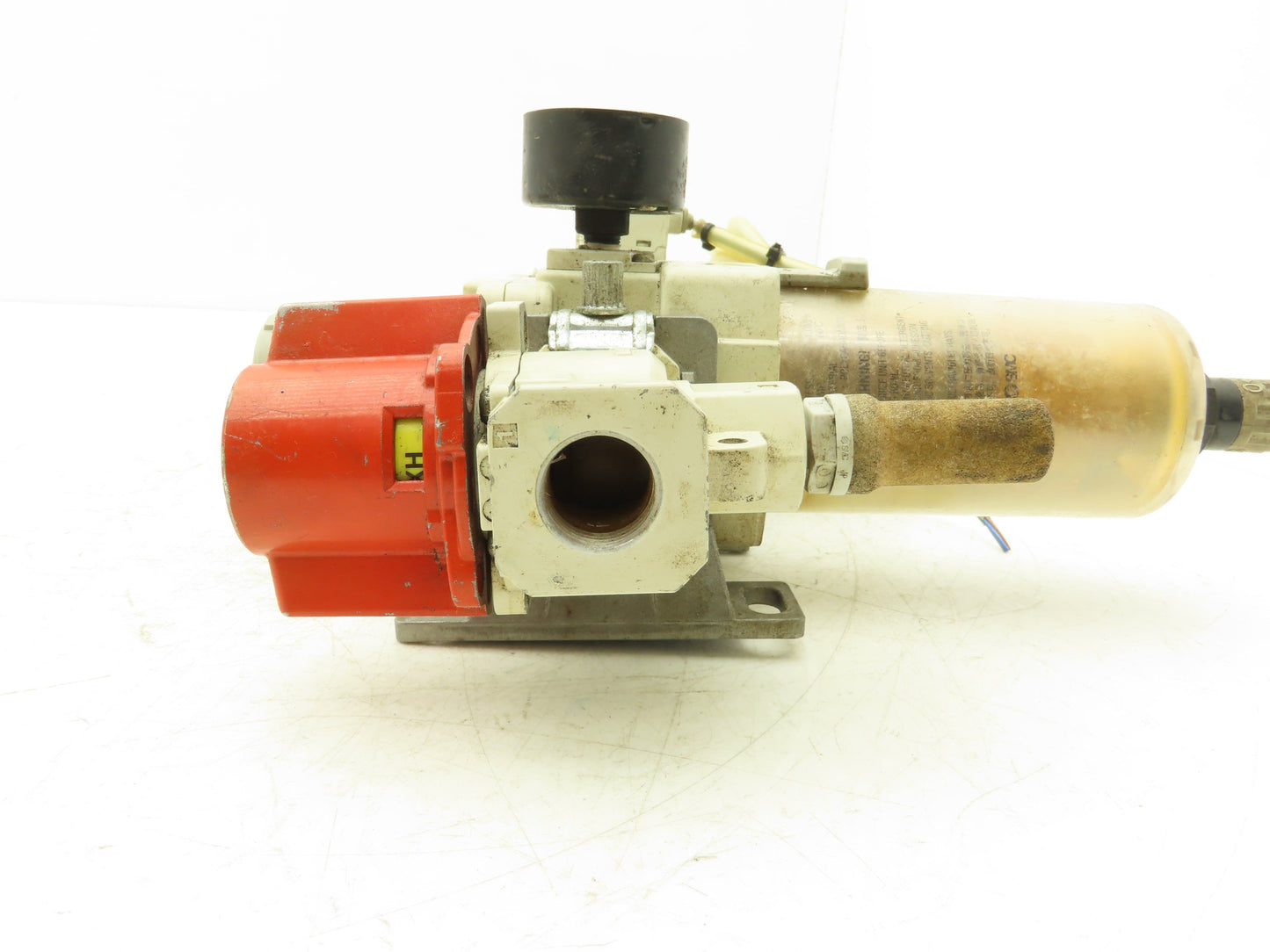 SMC AV4000-04-5DZ Compressed Pneumatic Air Treatment Assembly With Regulators