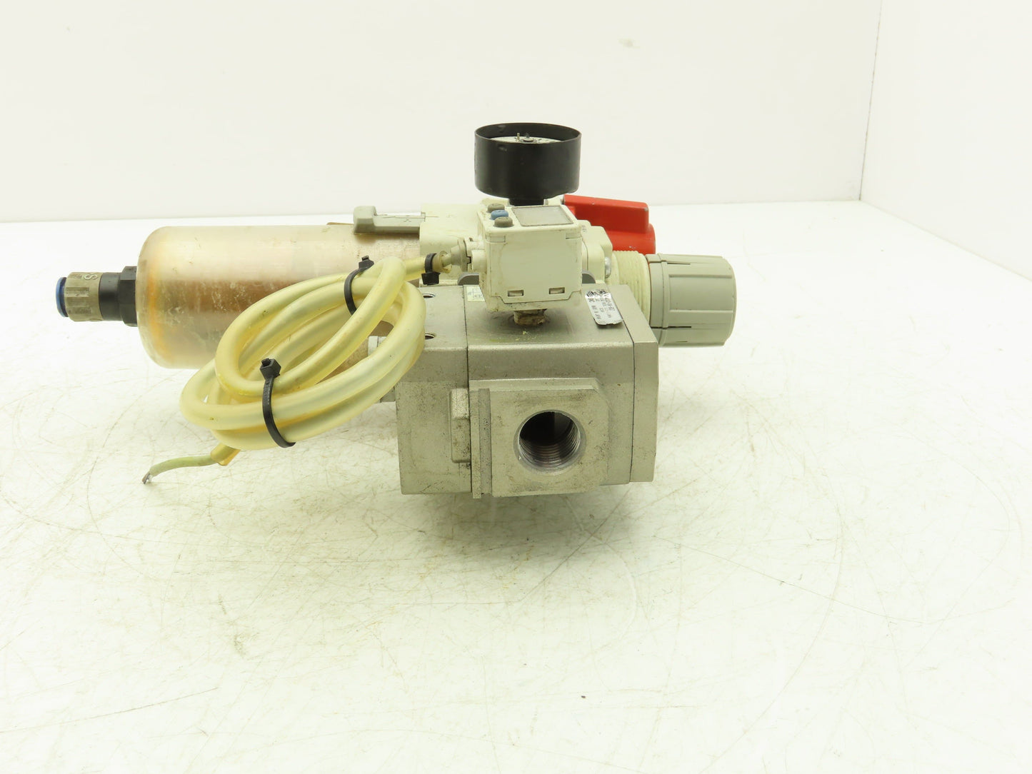 SMC AV4000-04-5DZ Compressed Pneumatic Air Treatment Assembly With Regulators