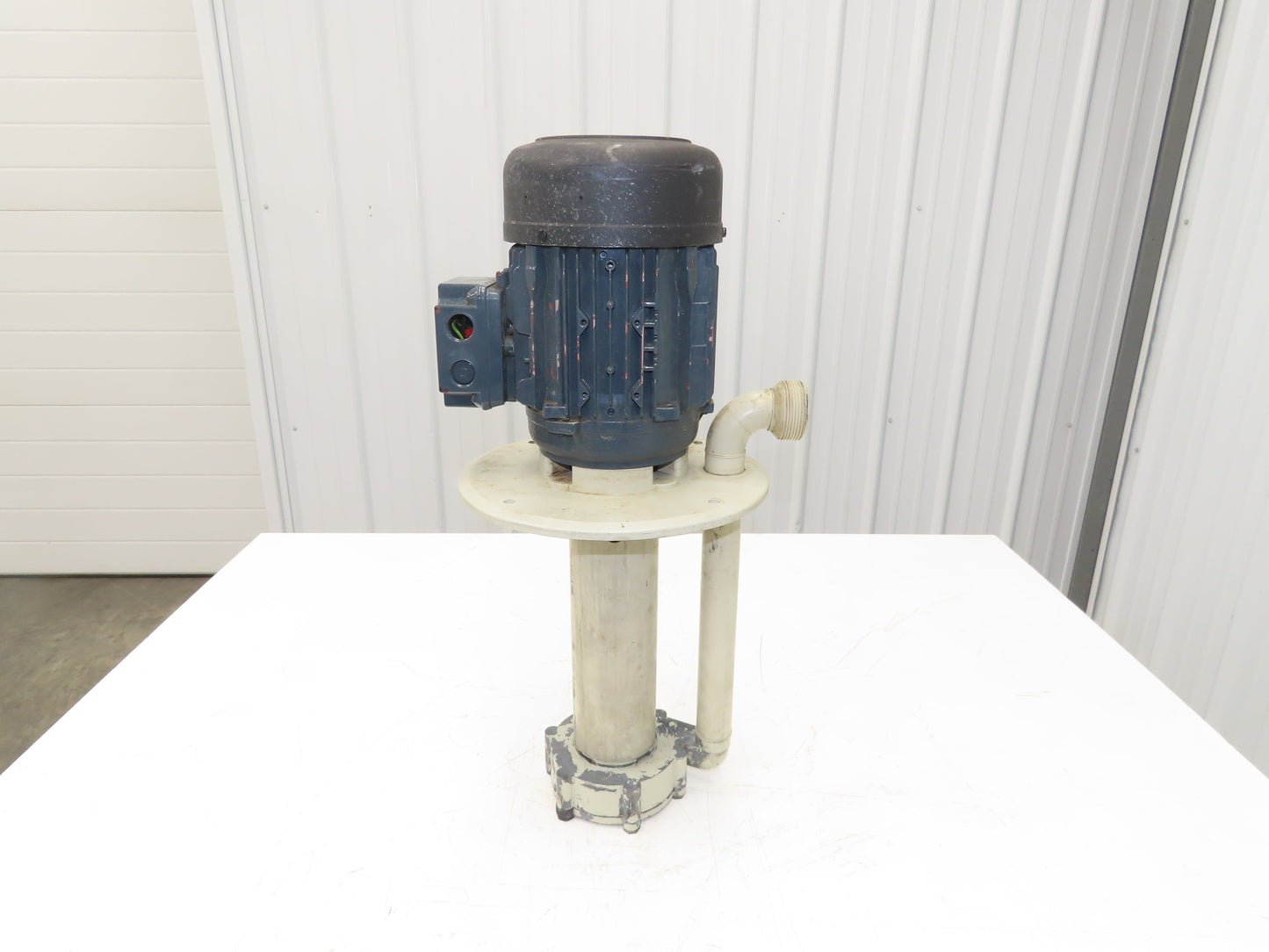 Flux Gerate Plastic Centrifugal Immersion Pump 1.1kW 3360rpm 230/460V 12" Depth