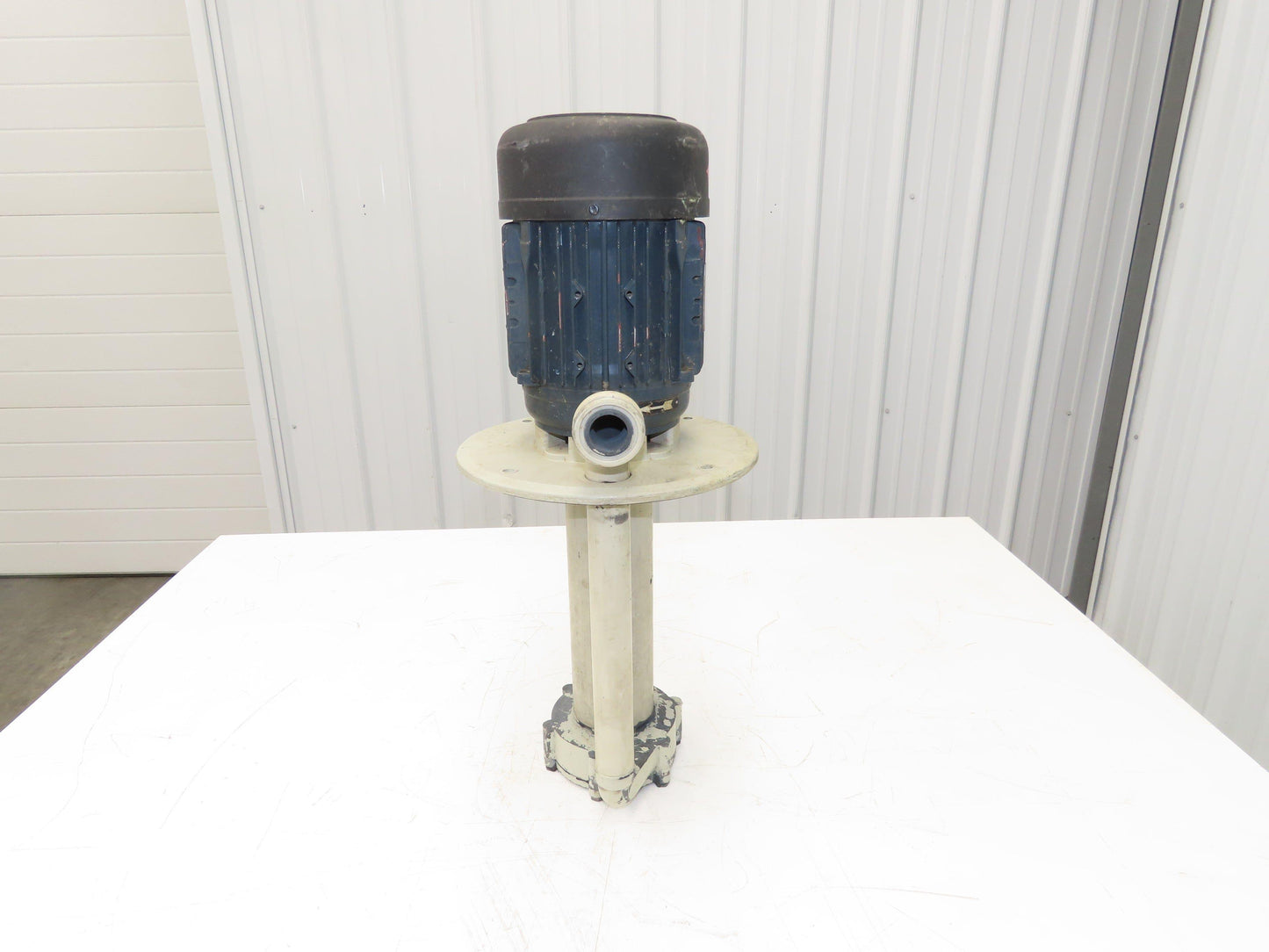 Flux Gerate Plastic Centrifugal Immersion Pump 1.1kW 3360rpm 230/460V 12" Depth