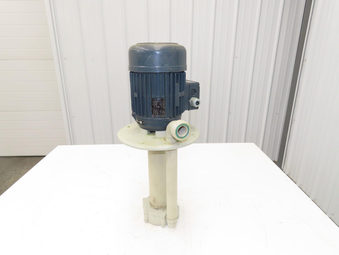 Flux-Geraete Plastic Centrifugal Immersion Pump 1.1kw 3360rpm 230/460V 12" Depth