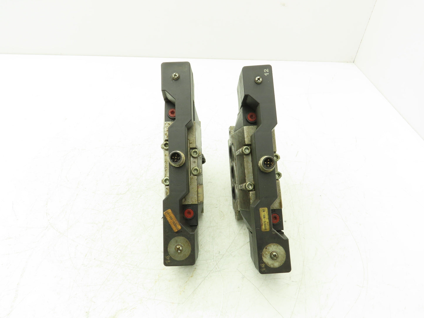 Norgren SXE0573-850-M1 Solenoid Pneumatic Air Valve 24V Coil Base Lot of 2