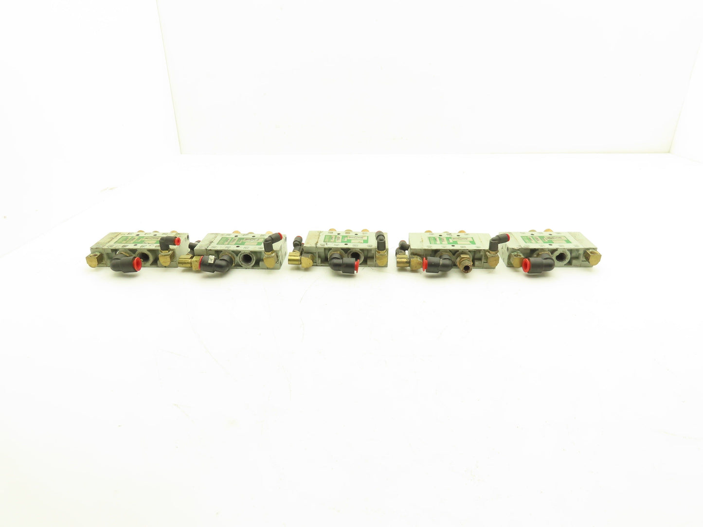 Numatics L22PP6520 Pneumatically Actuated Dual Solenoid Valve 5-145psig Lot of 5