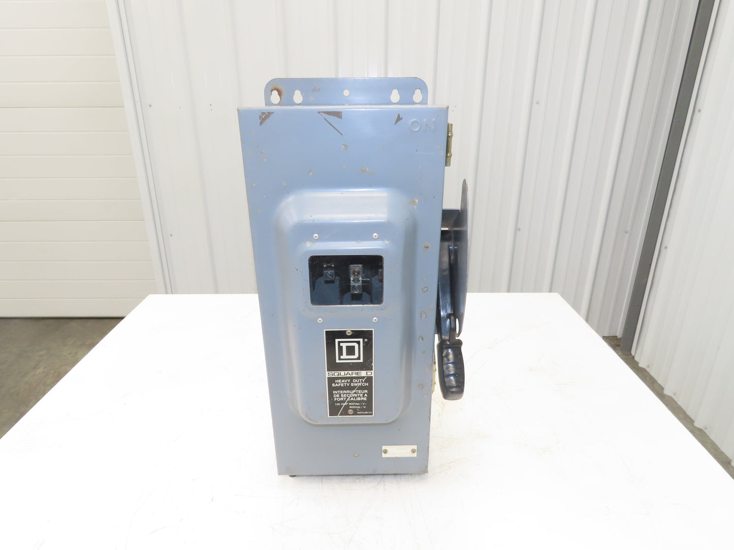 Square D CHU363AWK Safety Disconnect Switch 100 Amp 600V 3 Pole Ph Non-Fusible