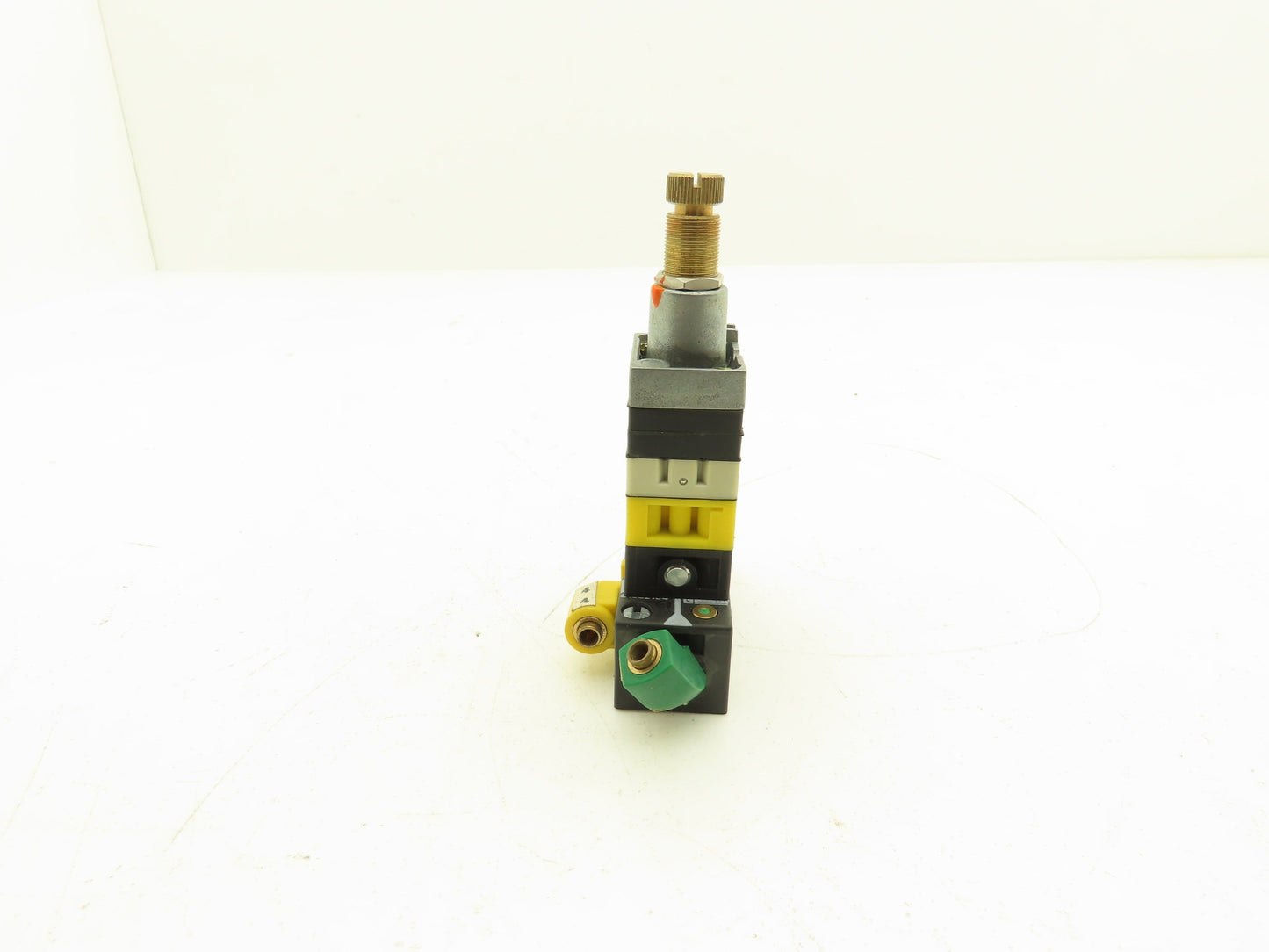 Crouzet 81 502 150 Adjustable pressure Switch 30-120psi