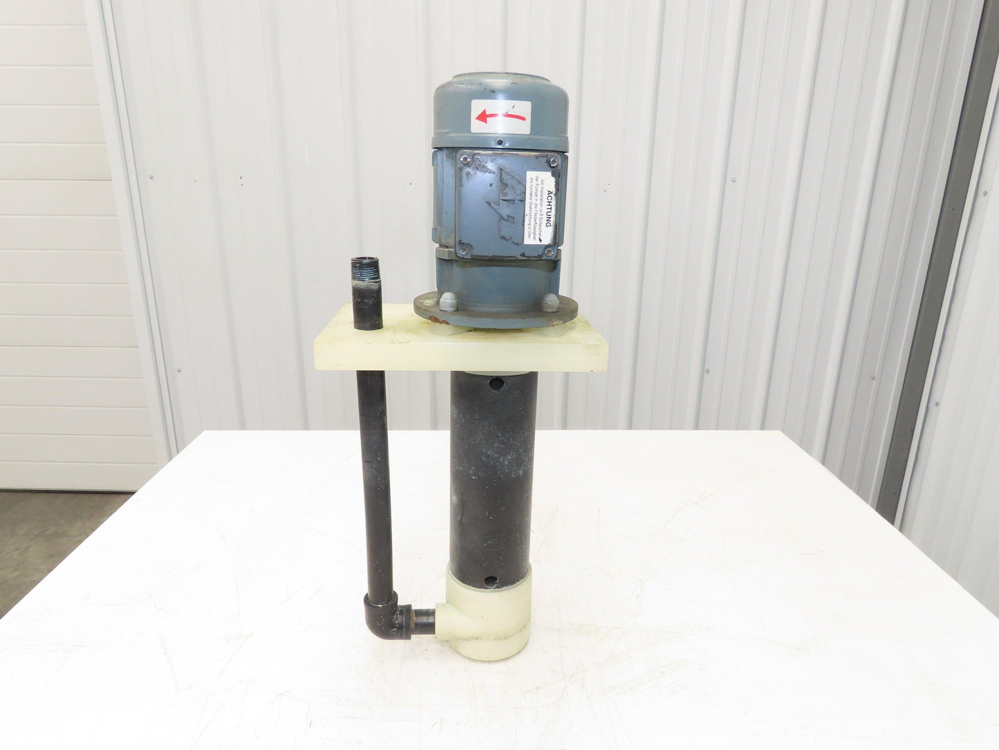 PVC Plastic Chemical Immersion Pump 1"x 3/4"npt .25kw 480V 3PH 14" Intake