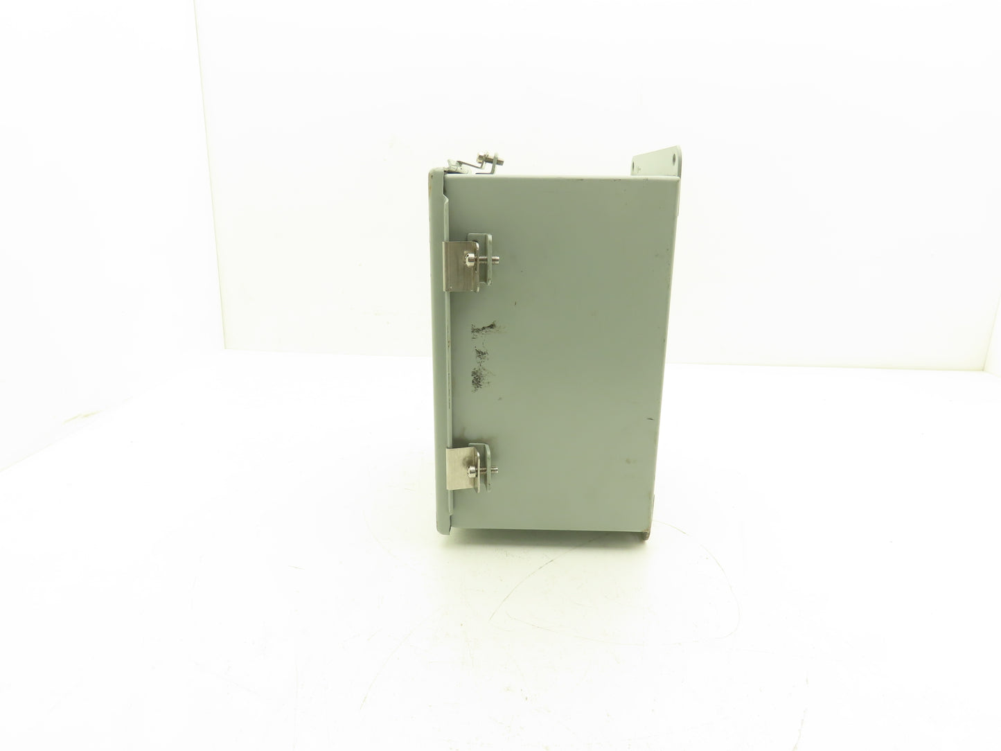Hoffman A10086CHNF Steel Electrical Enclosure Junction Box 10x8x6" Backplate