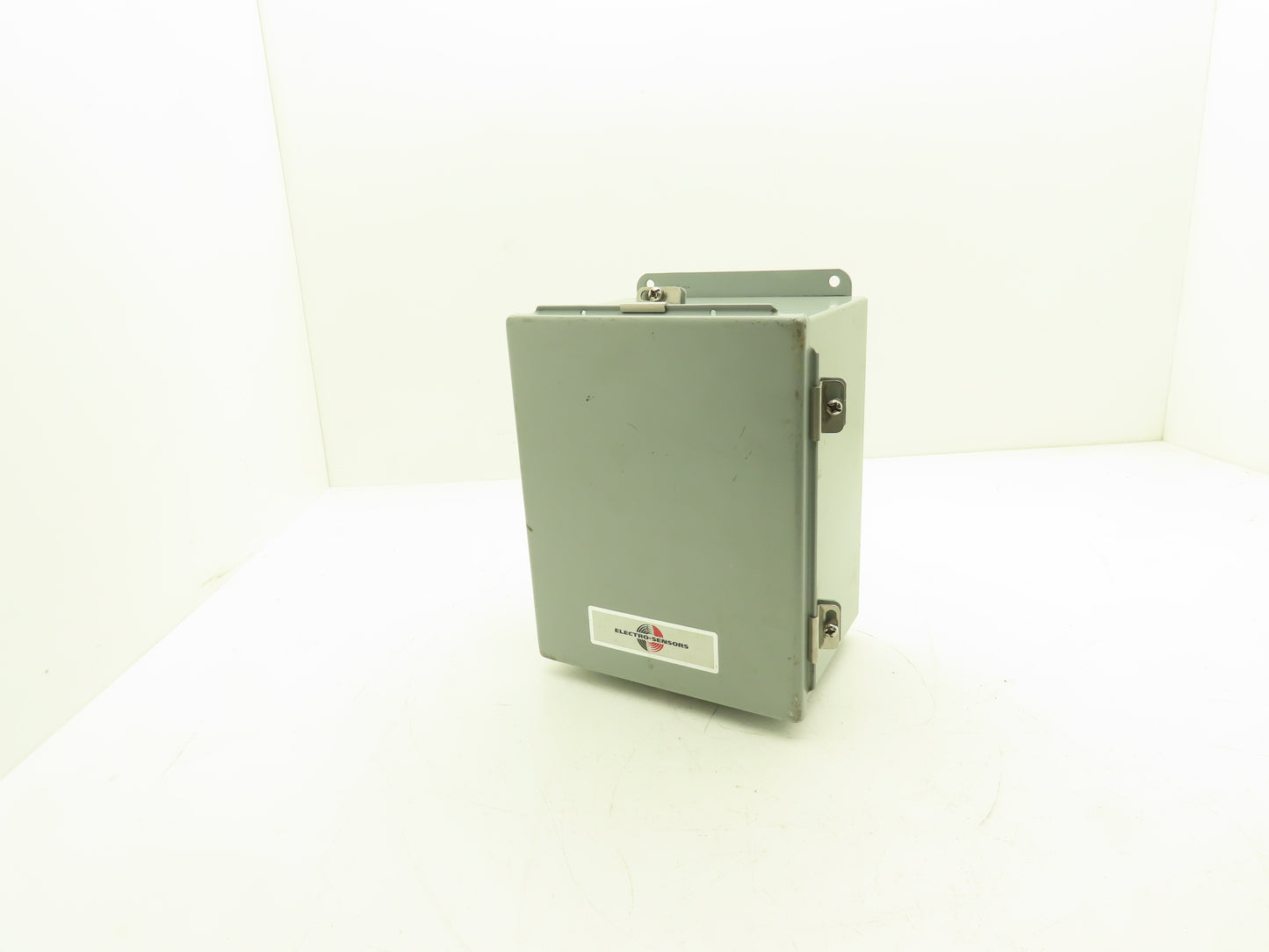 Hoffman A10086CHNF Steel Electrical Enclosure Junction Box 10x8x6" Backplate