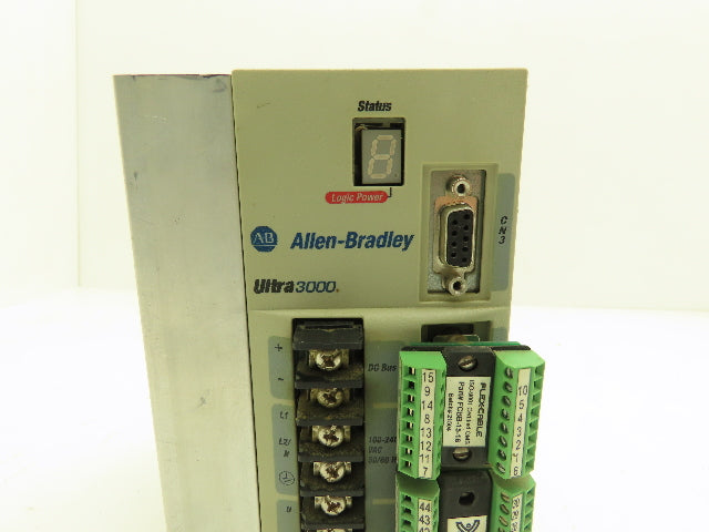 Allen Bradley 2098-DSD-020 Ultra 3000 Servo Drive 120/240V 1PH V1.45 Ser B
